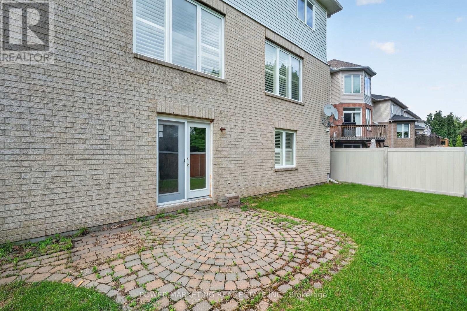 2165 BLUE WILLOW CRESCENT - 49