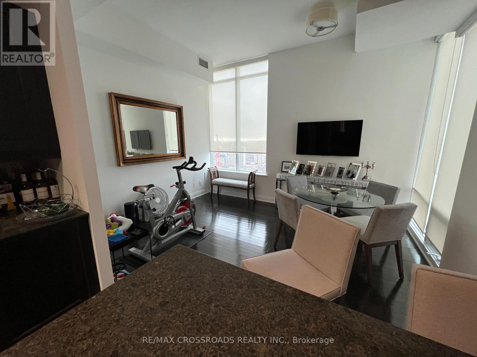 #3003 1 BEDFORD ROAD - 11