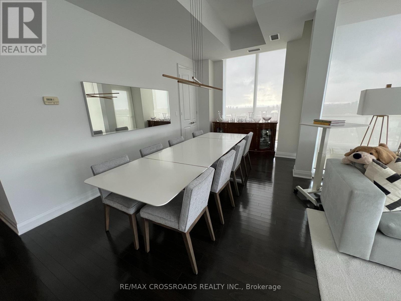 #3003 1 BEDFORD ROAD - 4
