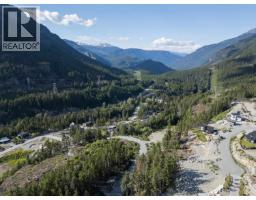9377 Flicker Way, Whistler, BC V8E1M1 Photo 9