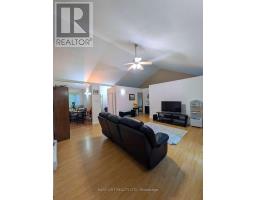 2135 Champlain Road, Tiny, ON L9M0B1 Photo 14
