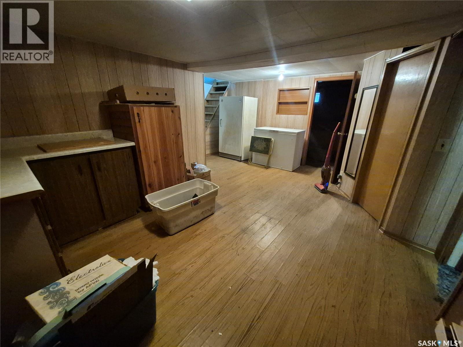 413 Peterson AVENUE - Image 24