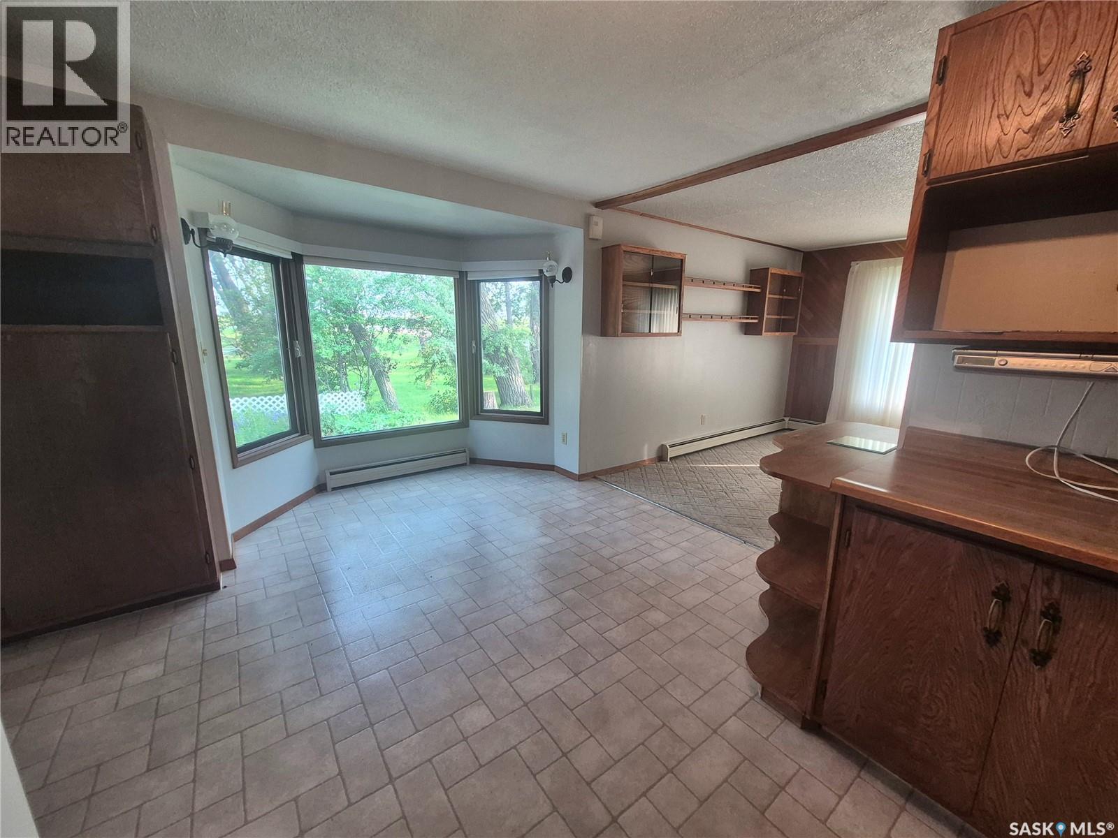 413 Peterson AVENUE - Image 7
