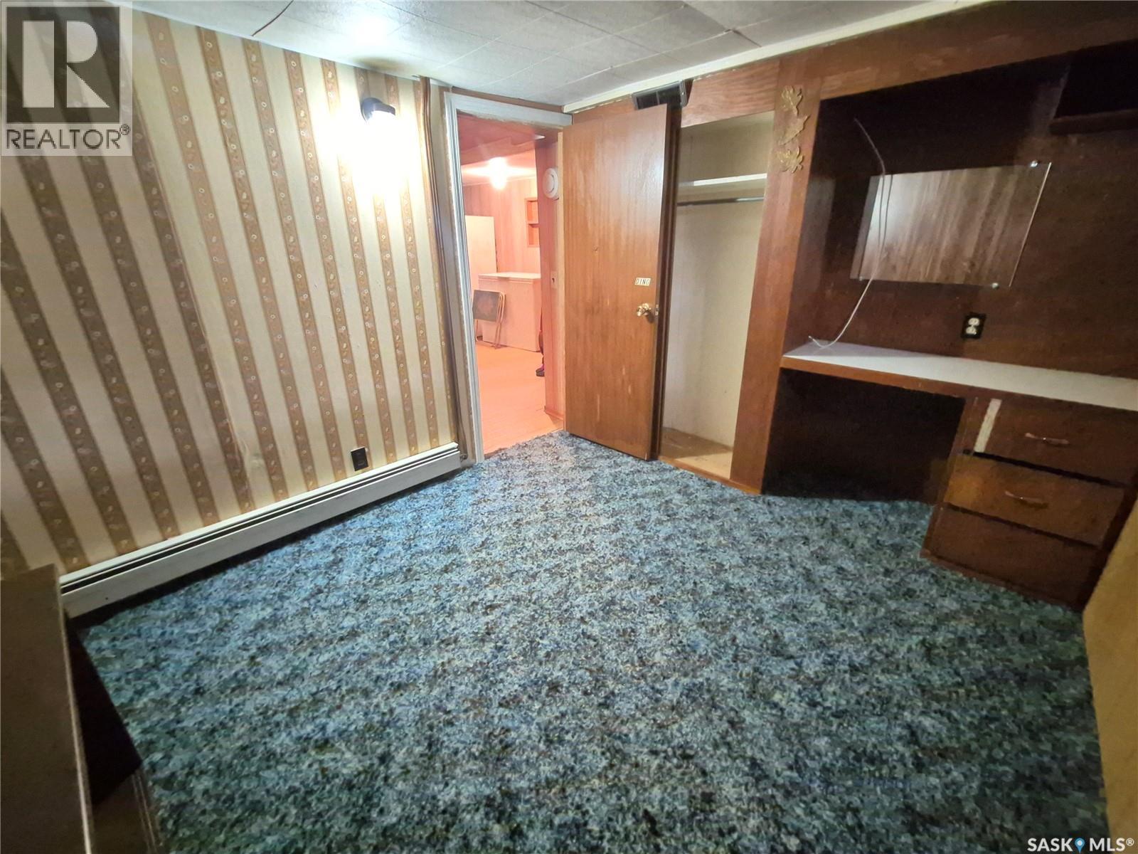 413 Peterson AVENUE - Image 28
