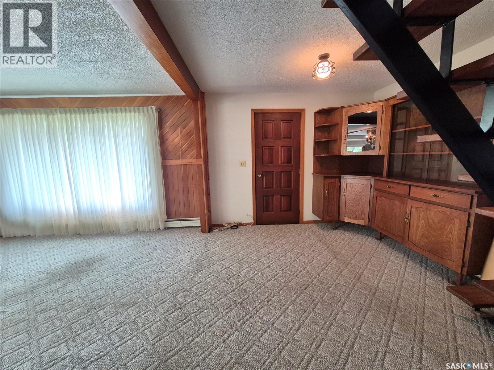 413 Peterson AVENUE - Image 13