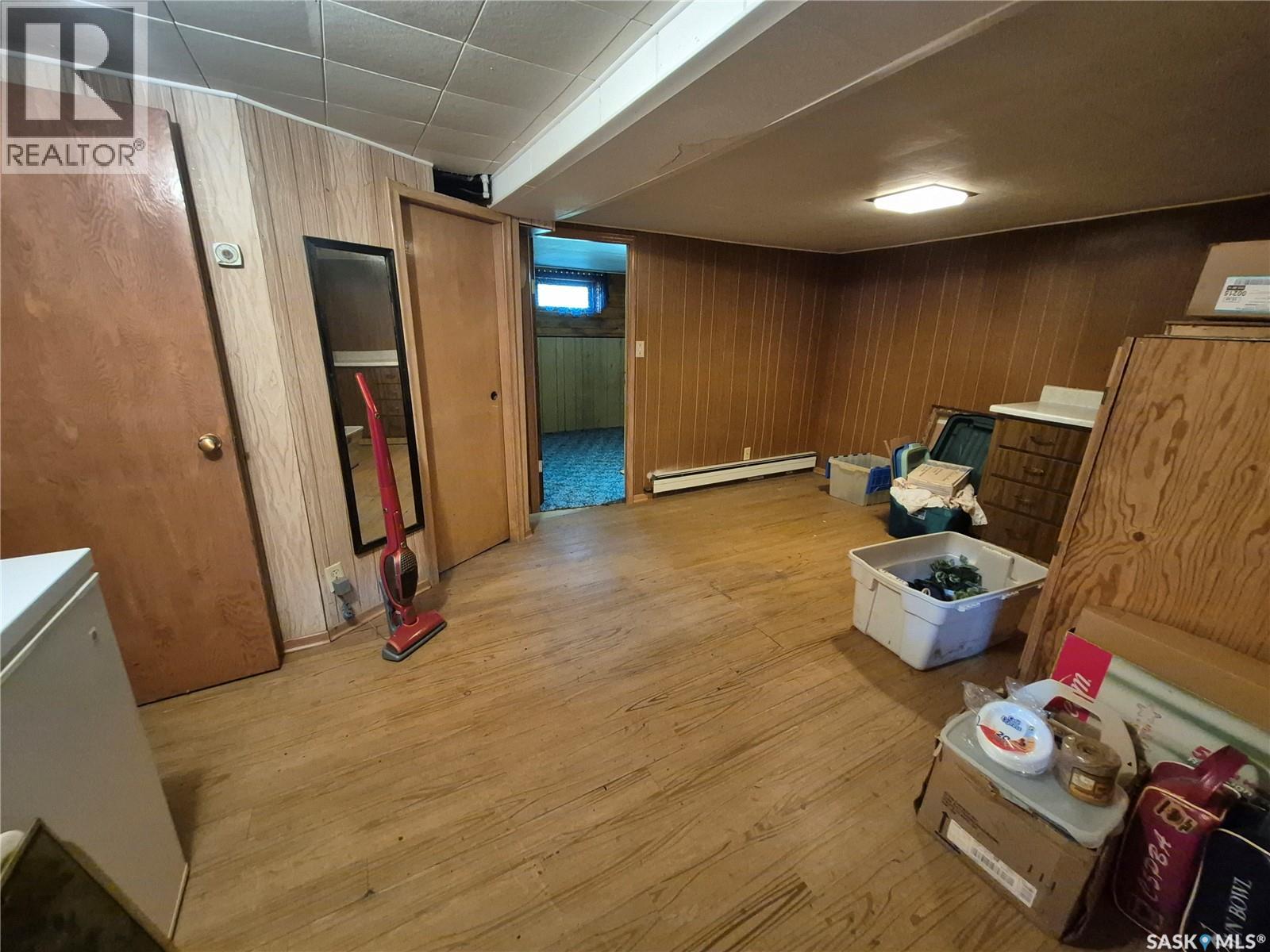 413 Peterson AVENUE - Image 26