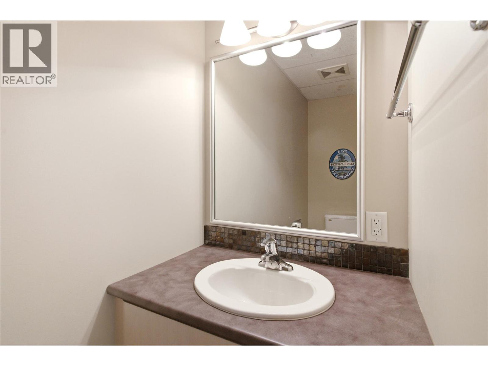 #704 1329 Ellis Street - 17