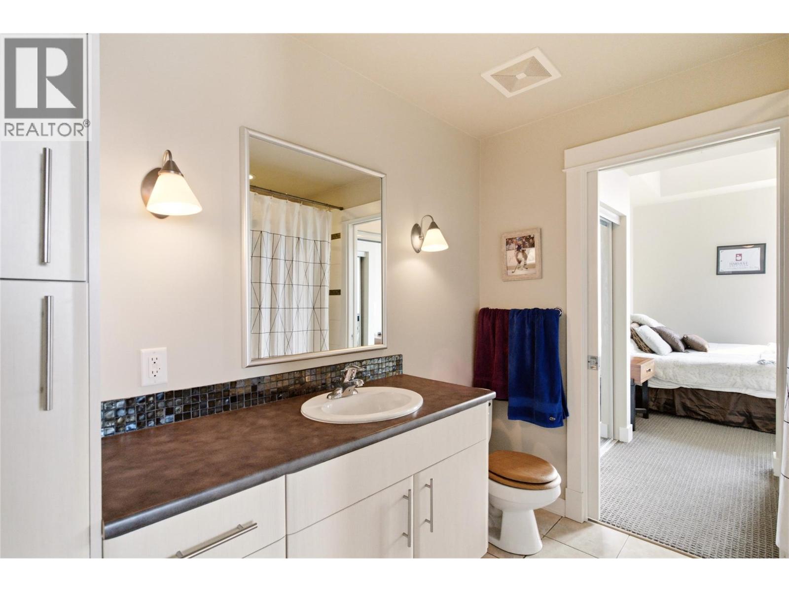 #704 1329 Ellis Street - 20