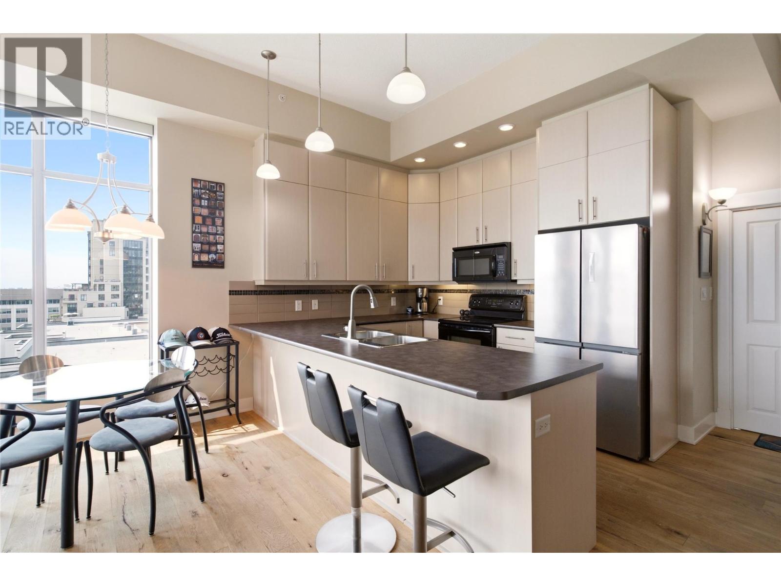 #704 1329 Ellis Street - 6