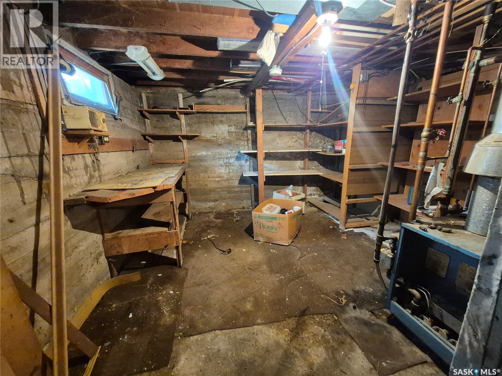 413 Peterson AVENUE - Image 29