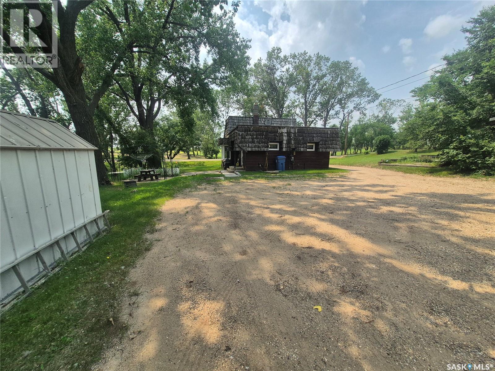 413 Peterson AVENUE - Image 40