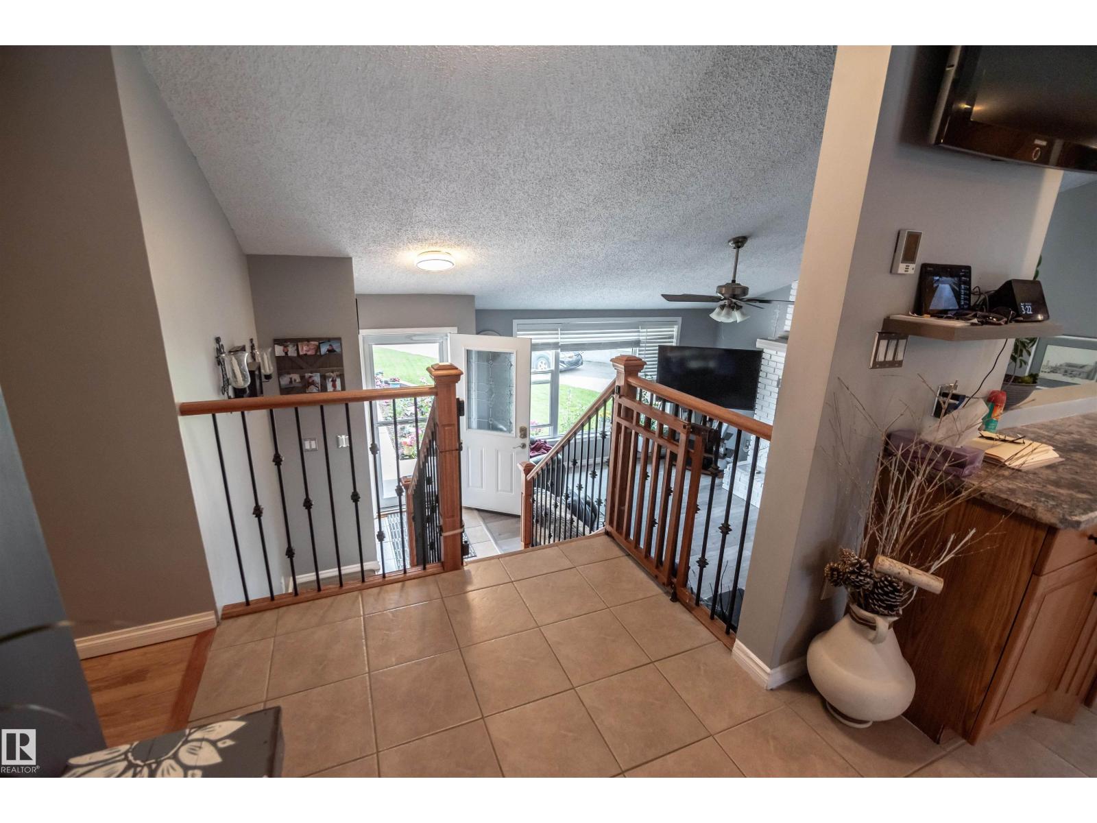 24 GLENWOOD CR - Image 10