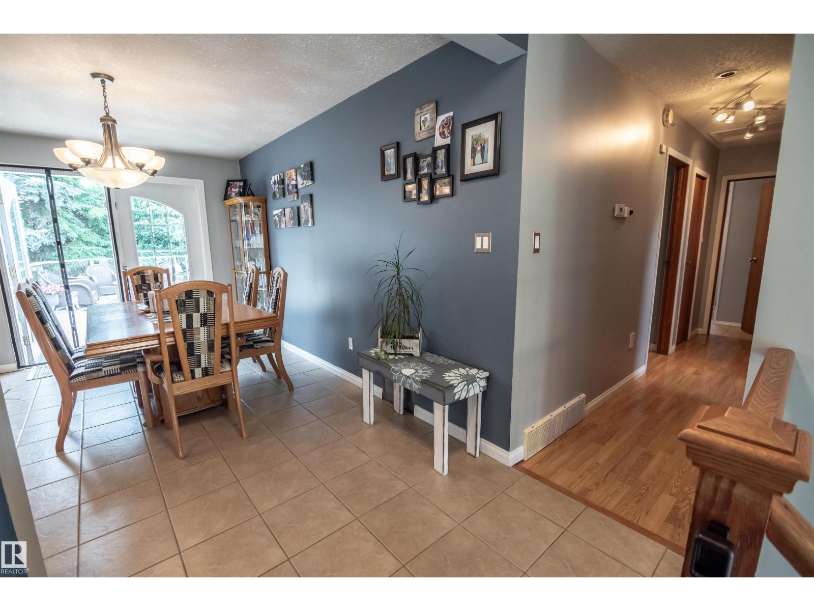 24 GLENWOOD CR - Image 17