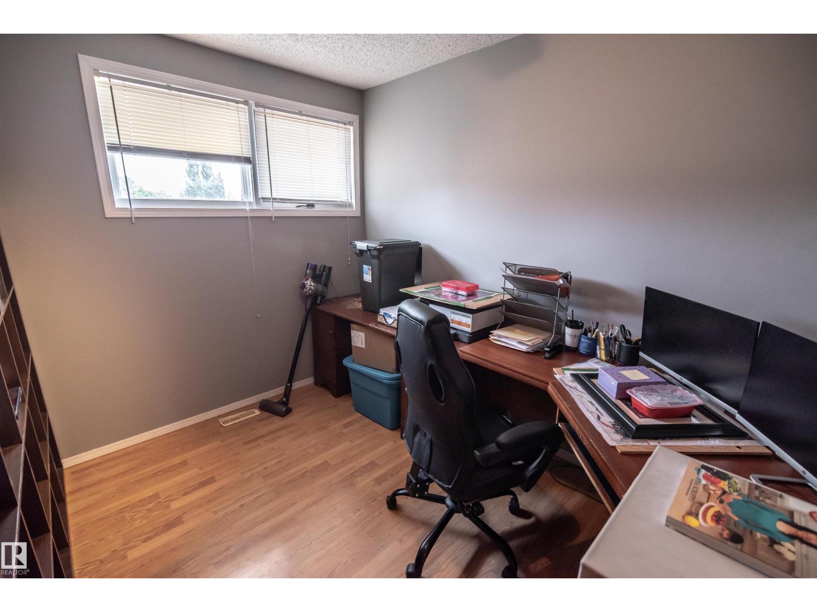 24 GLENWOOD CR - Image 23