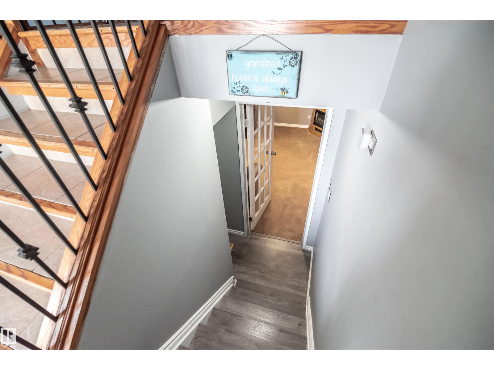 24 GLENWOOD CR - Image 28