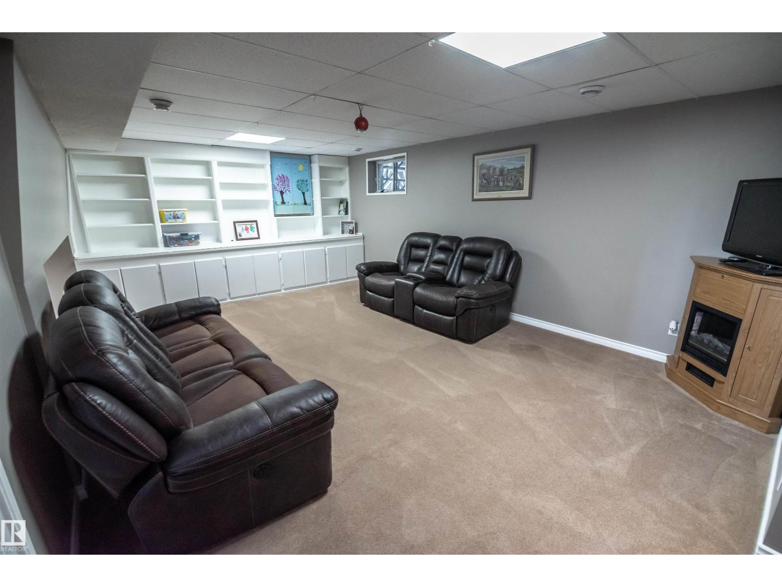 24 GLENWOOD CR - Image 29