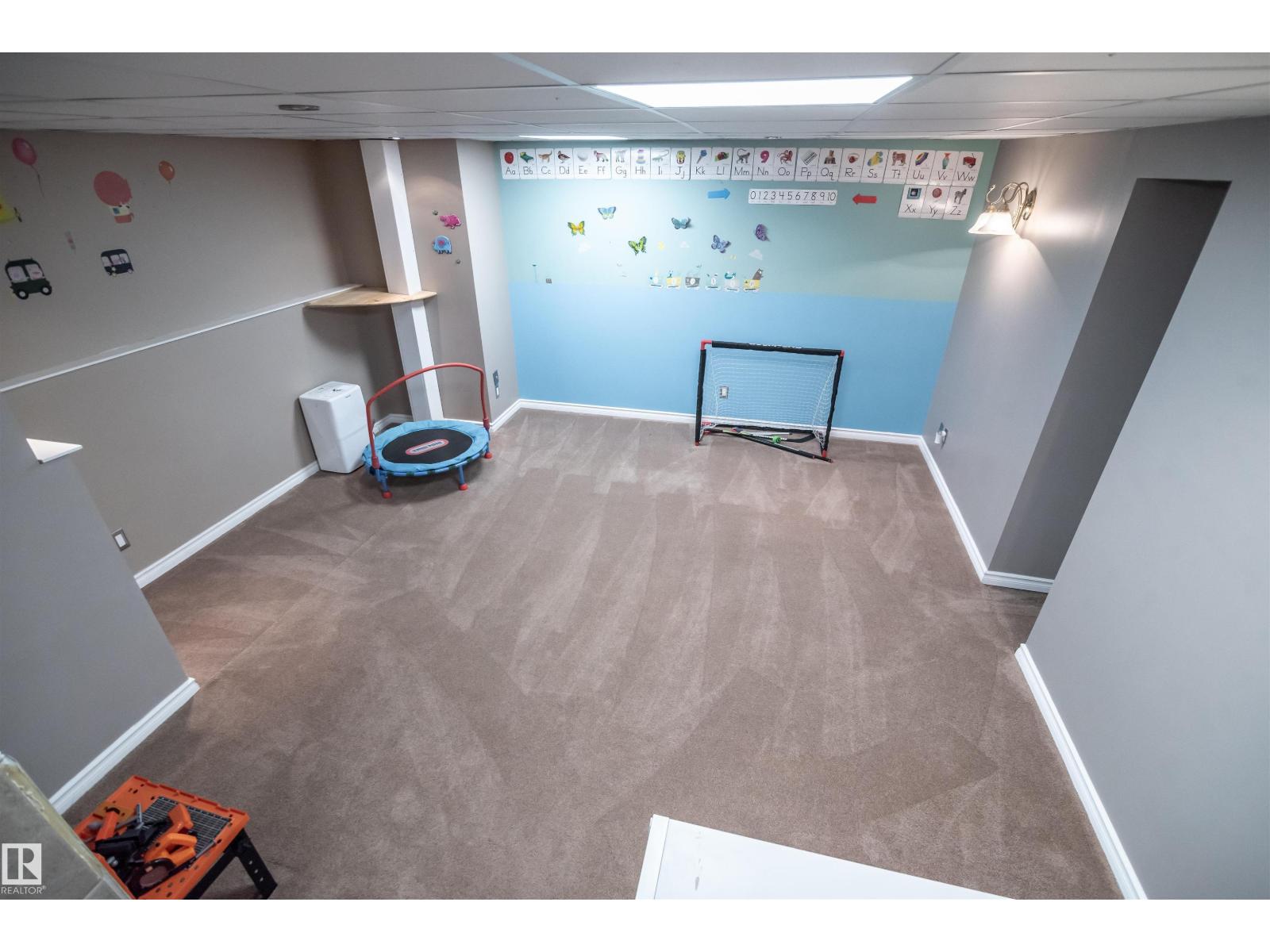 24 GLENWOOD CR - Image 32