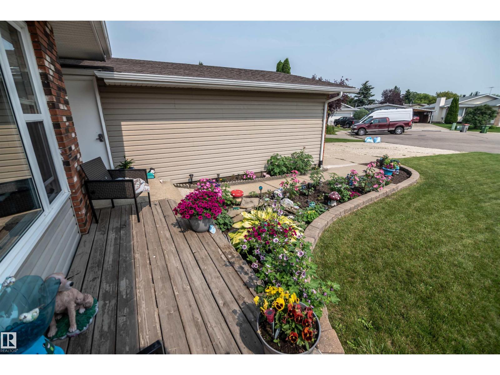 24 GLENWOOD CR - Image 43