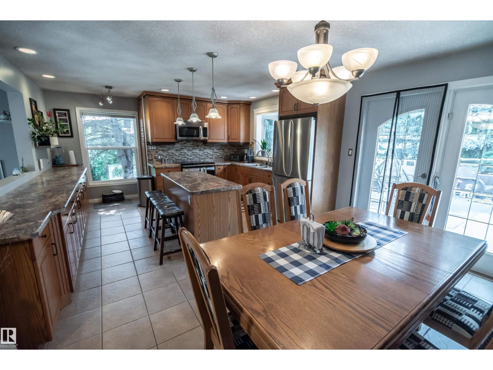 24 GLENWOOD CR - Image 9