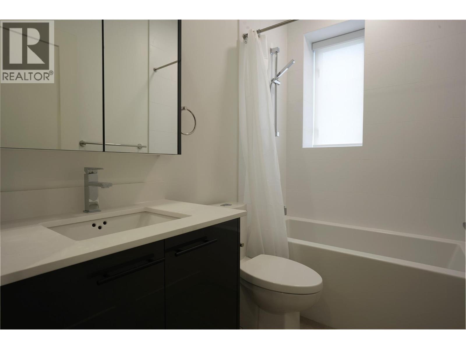 1361 Belaire Avenue - 9