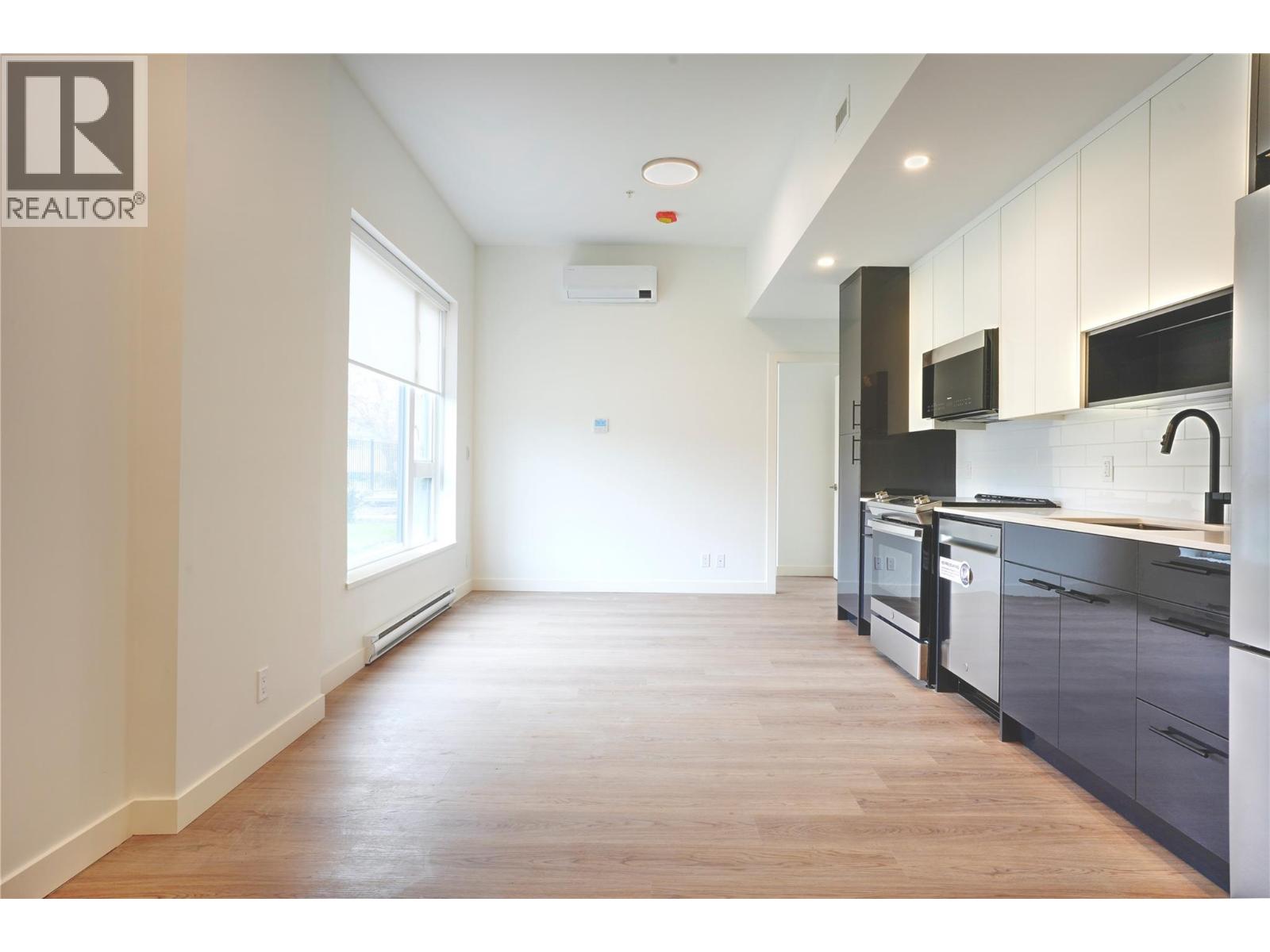 1361 Belaire Avenue - 3