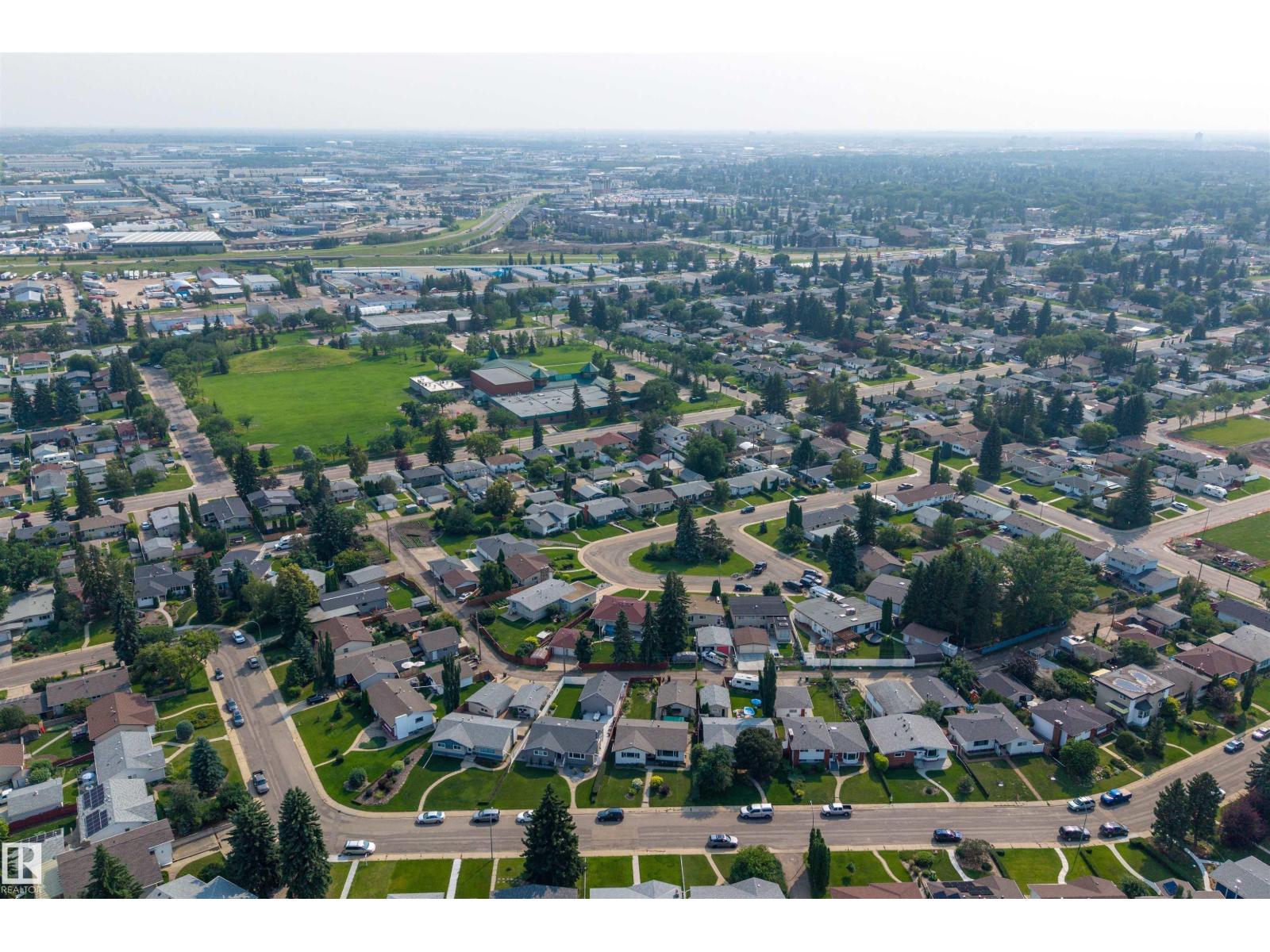 6503 88 AV NW - Image 38