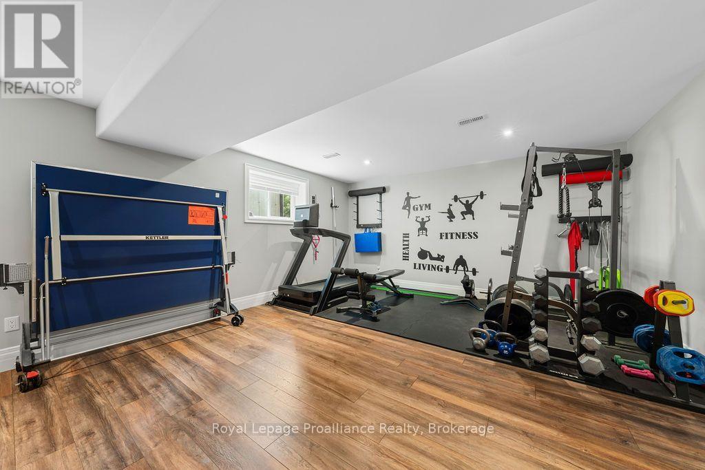 45 AMBROSIA TERRACE - 36