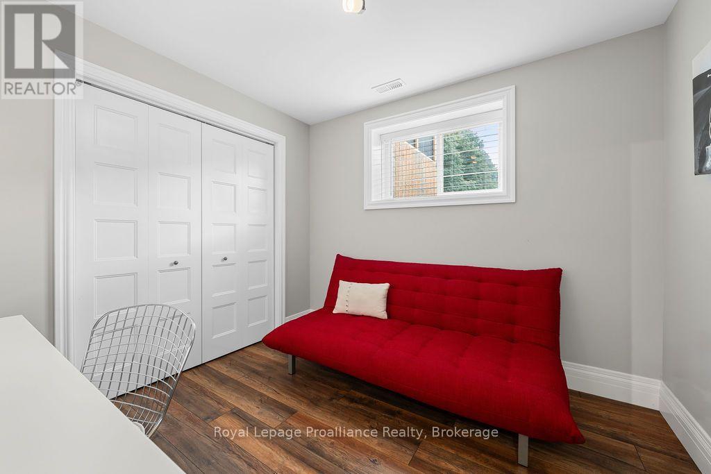 45 AMBROSIA TERRACE - 38