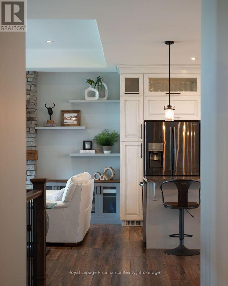 45 AMBROSIA TERRACE - 4