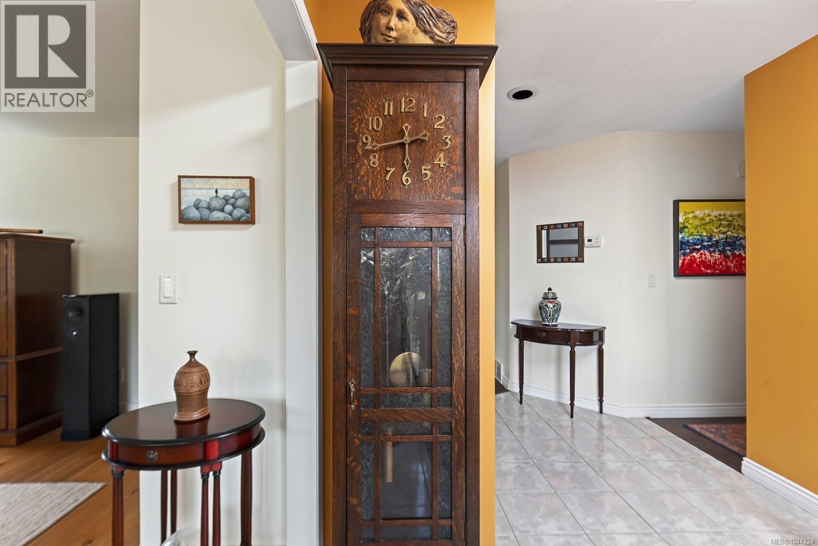 1216 Gilley Cres - 28