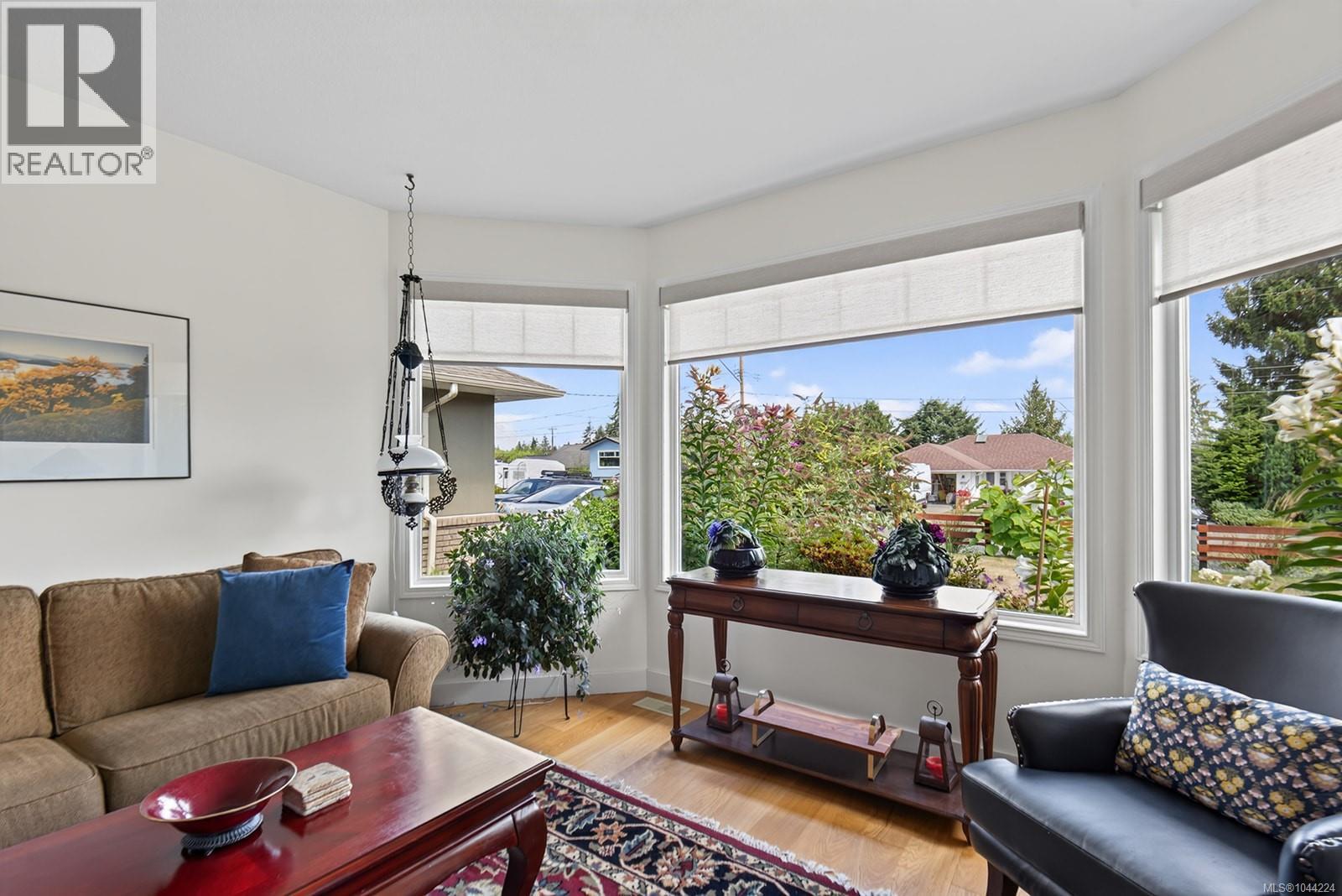 1216 Gilley Cres - 33