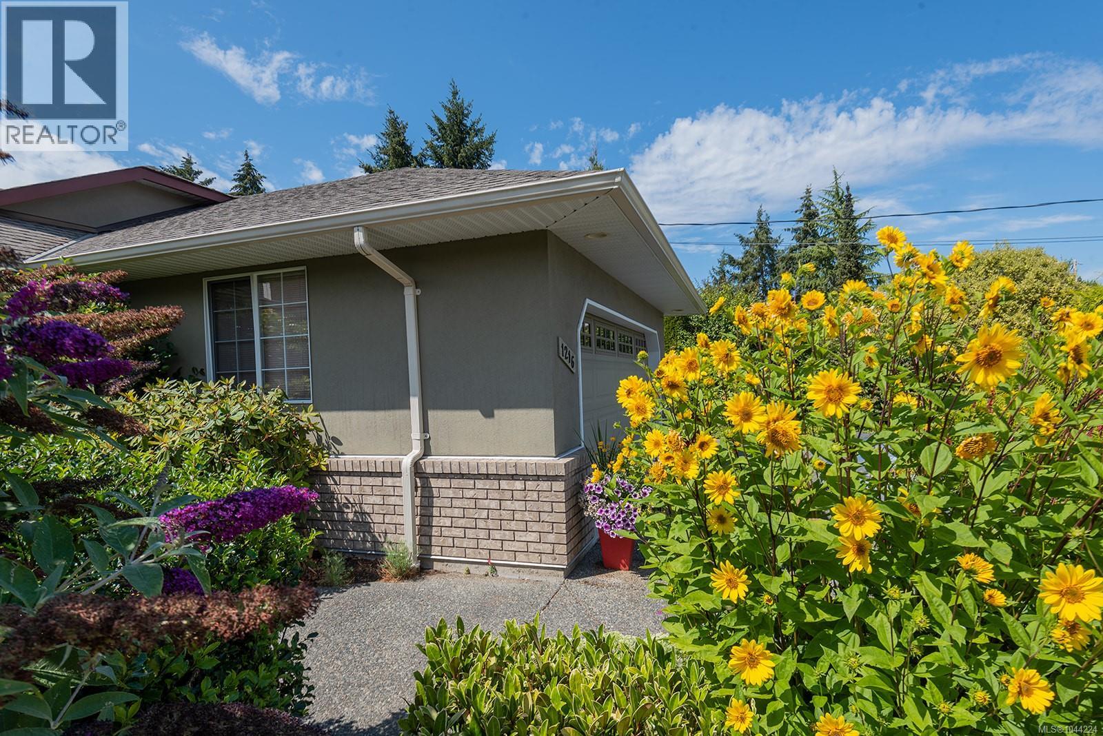 1216 Gilley Cres - 8