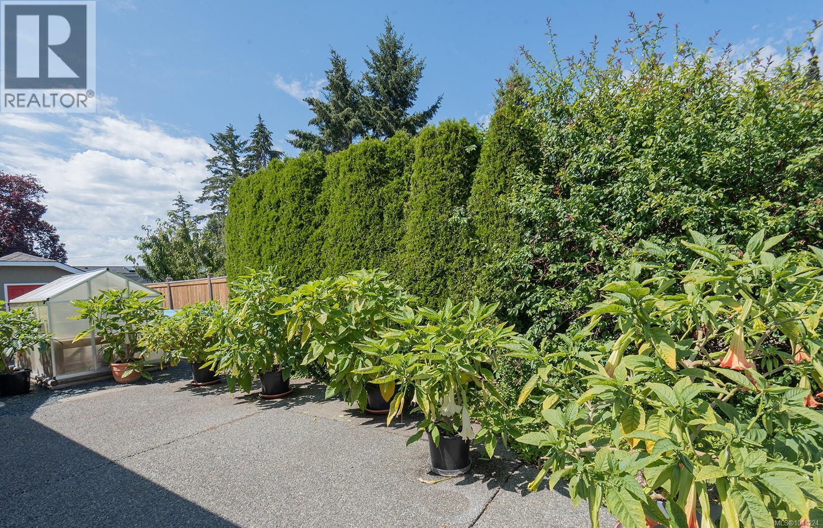 1216 Gilley Cres - 24