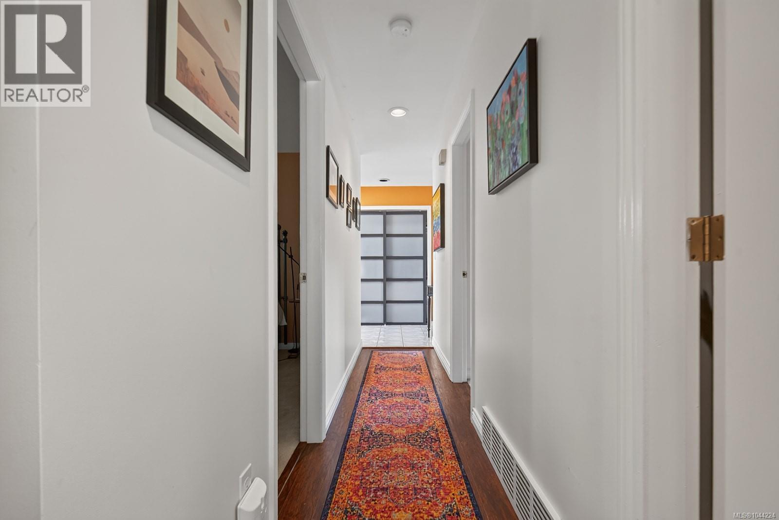 1216 Gilley Cres - 30