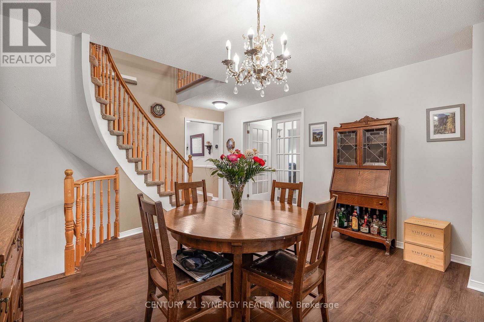 #16 32 INNESBROOK COURT - 13