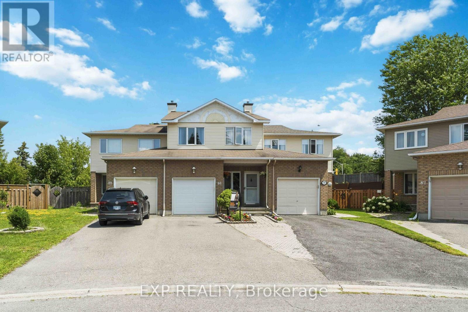86 SCARLET COURT - 1