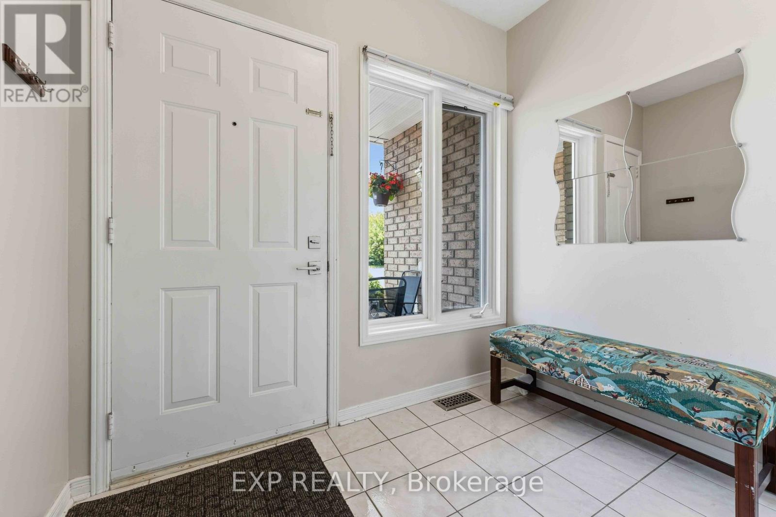 86 SCARLET COURT - 2