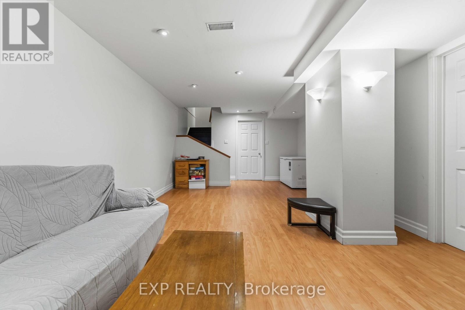 86 SCARLET COURT - 23
