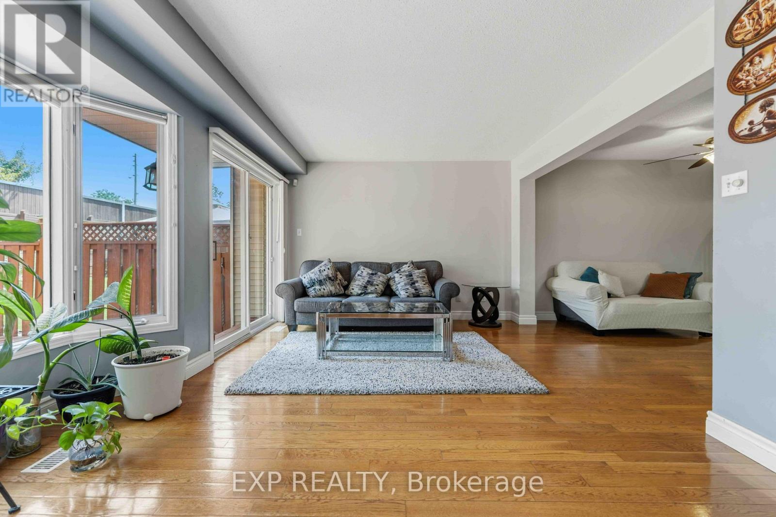 86 SCARLET COURT - 6