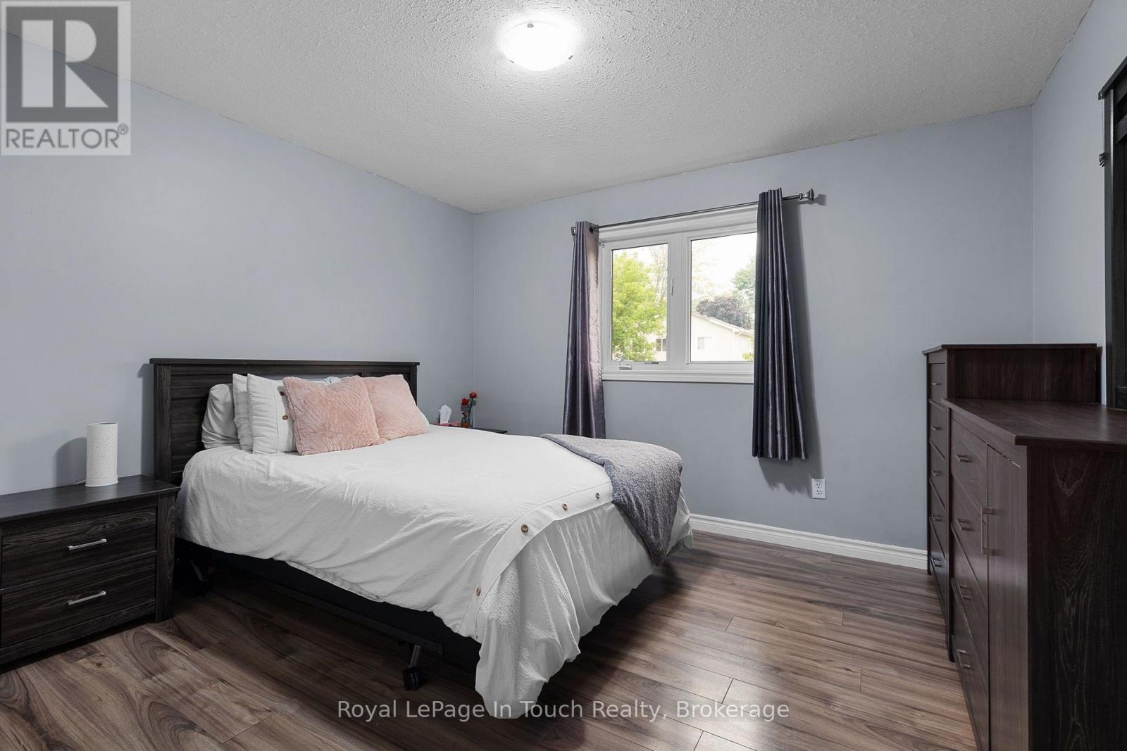 66 DONLANDS COURT - Image 17
