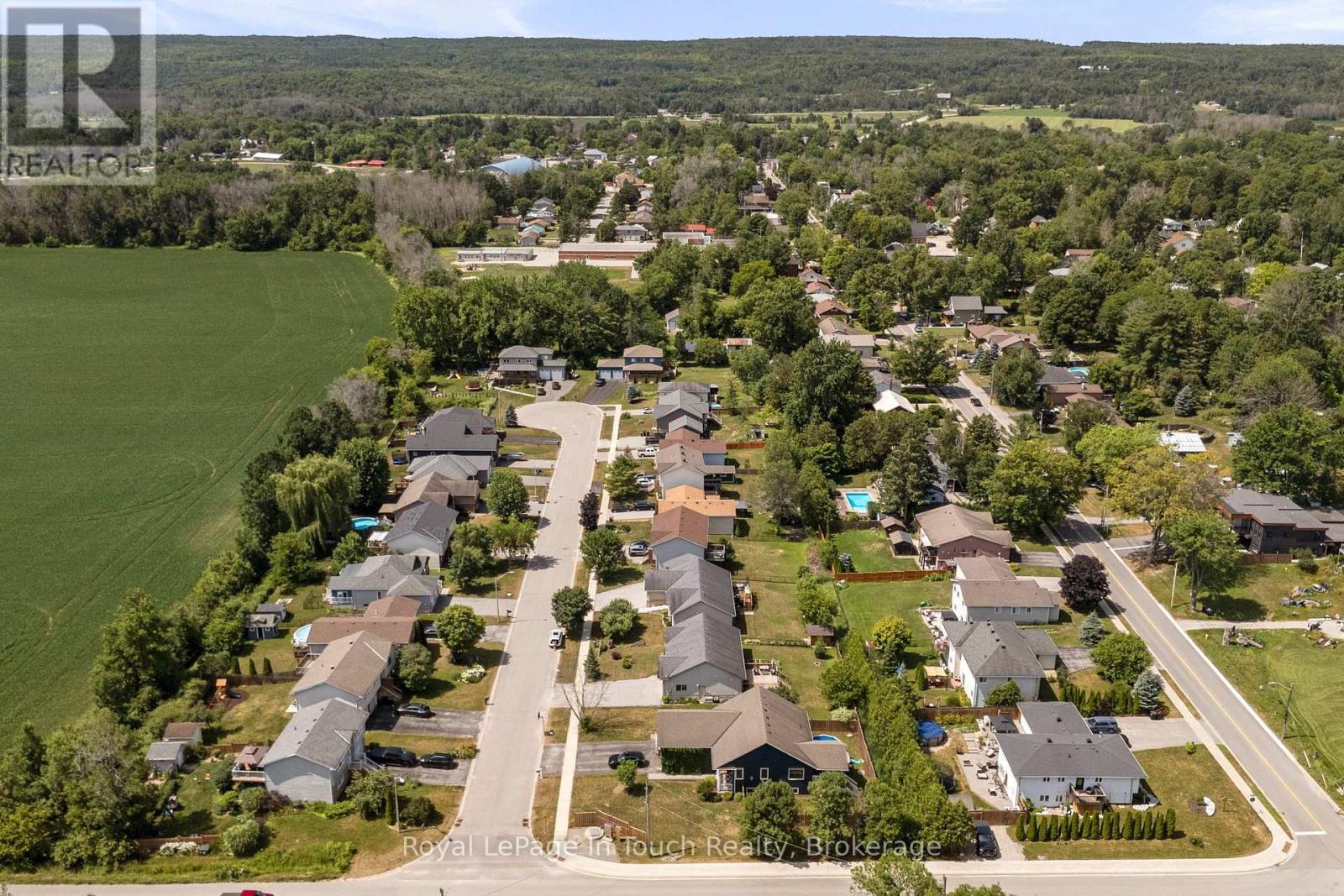 66 DONLANDS COURT - Image 34