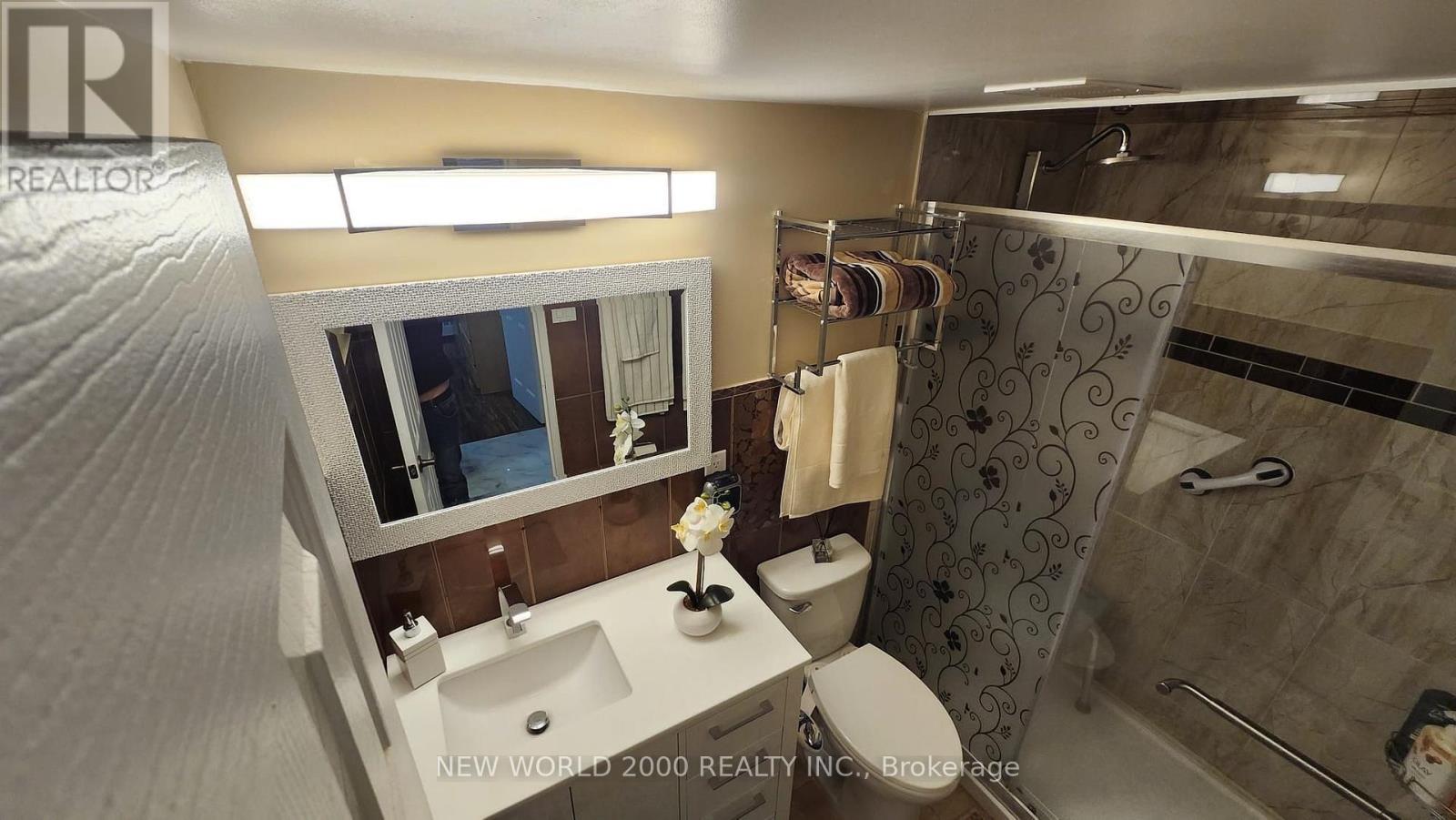 #602 180 DUDLEY AVENUE - 21