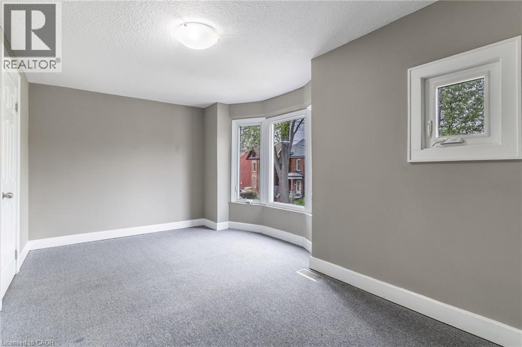 86 SMITH Avenue - 18