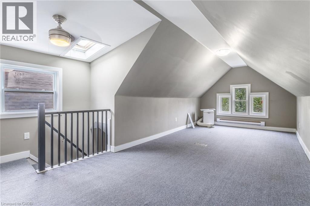 86 SMITH Avenue - 26