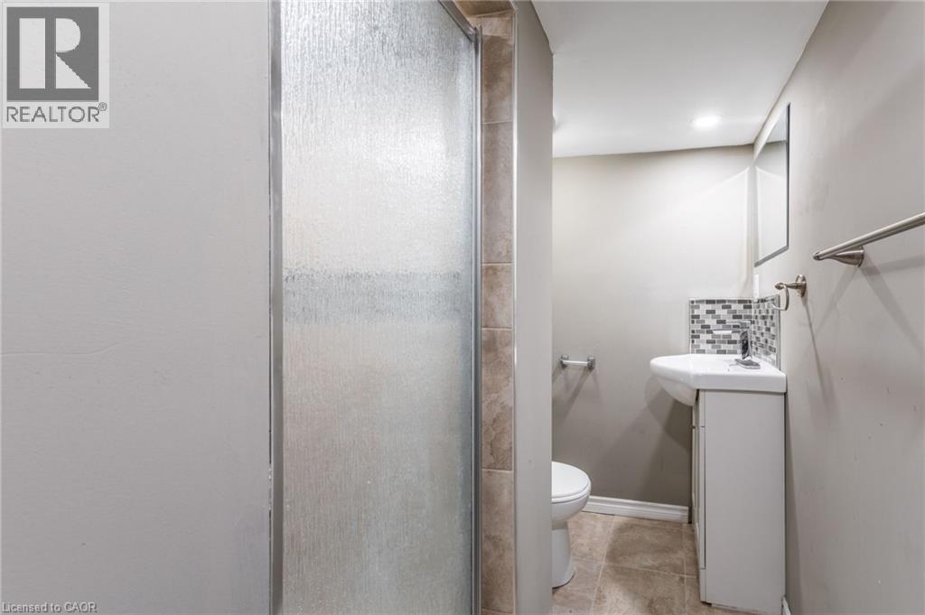 86 SMITH Avenue - 34