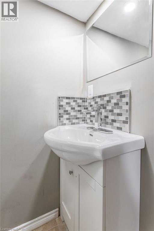 86 SMITH Avenue - 35