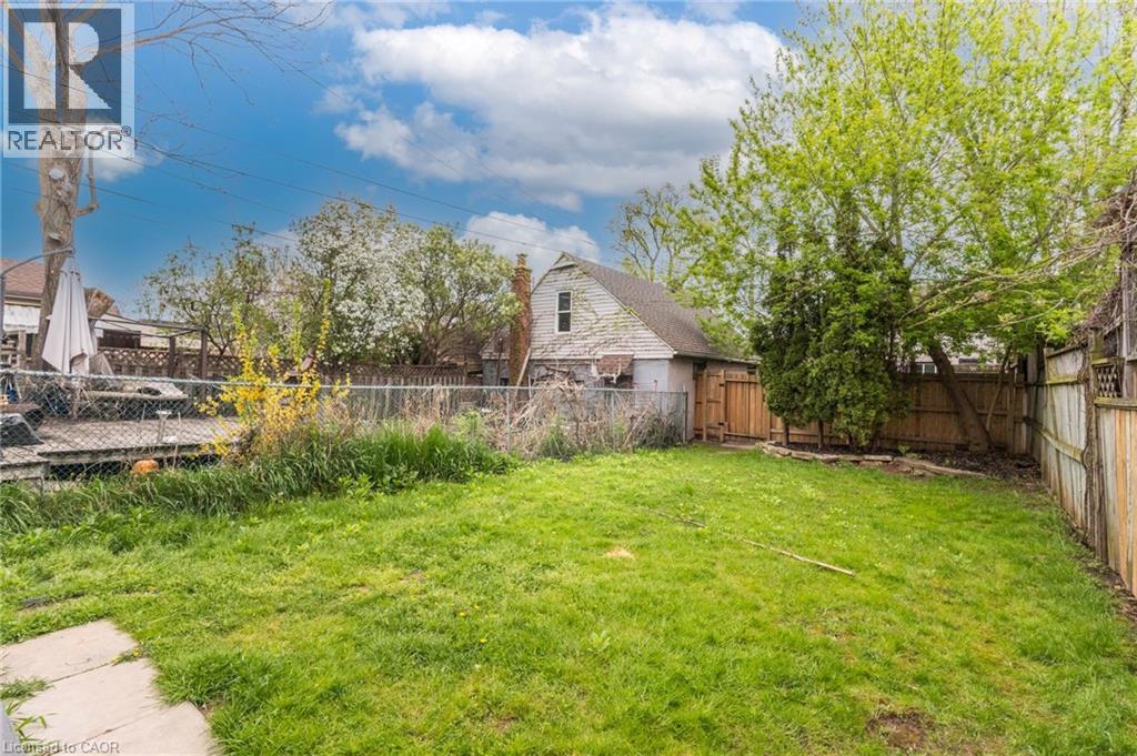 86 SMITH Avenue - 41