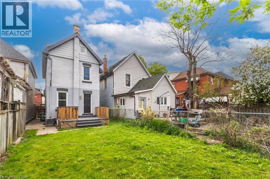 86 SMITH Avenue - 43