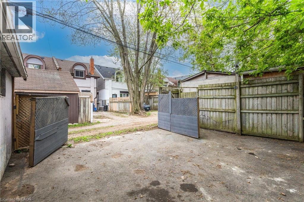 86 SMITH Avenue - 45