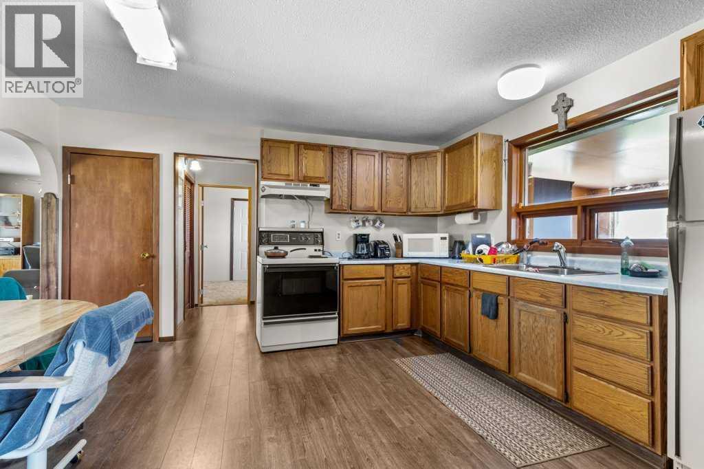 23243 Township Road 374 - 21
